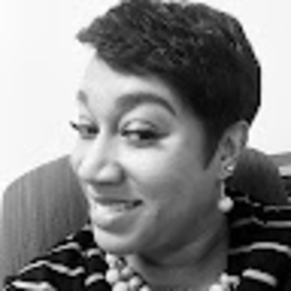 Meet your Posher, Denise